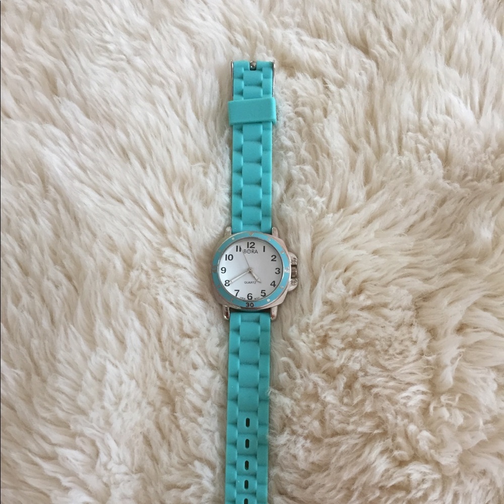 Watch with no batteries